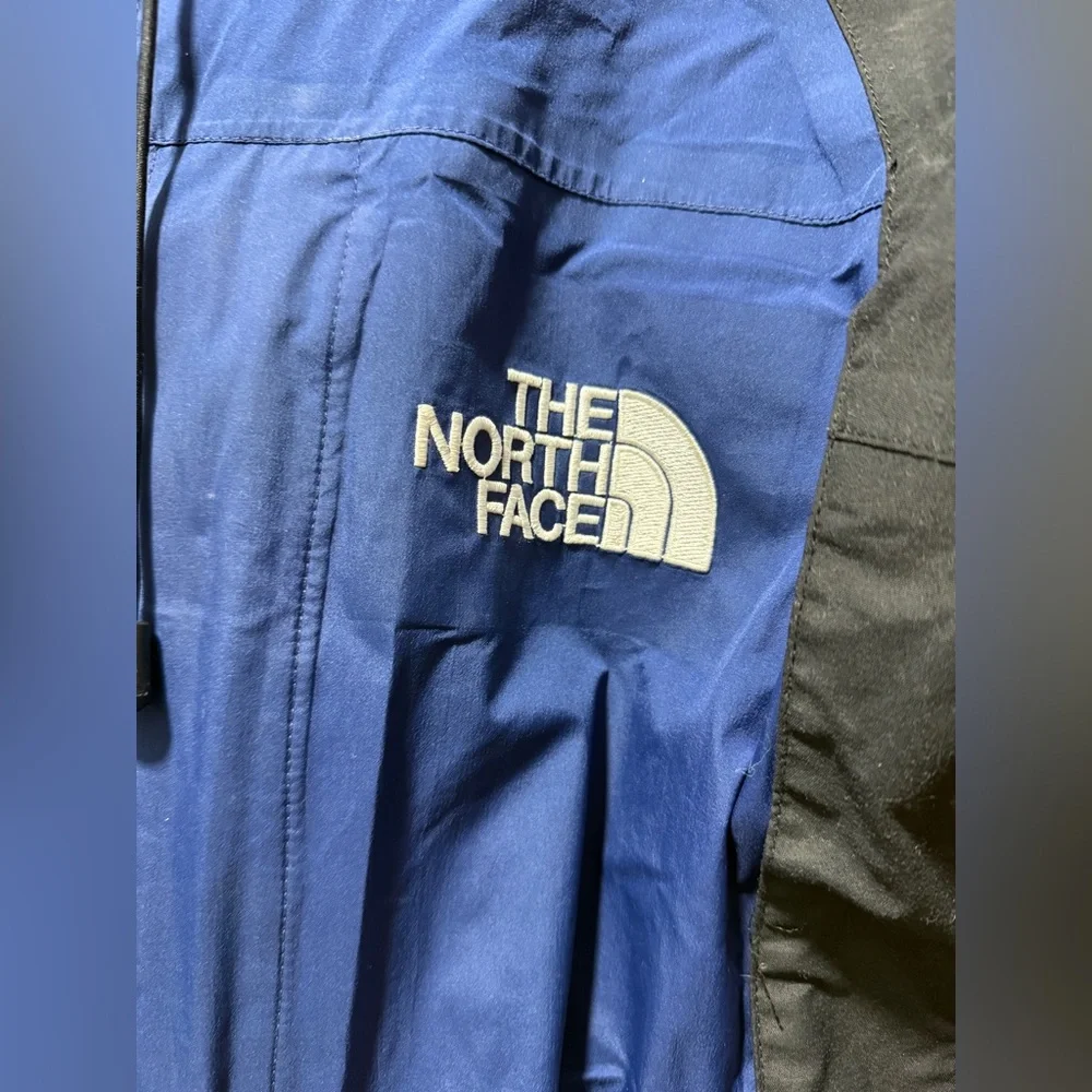 The North Face Men’s Summit Series GORE-TEX® Jacket-Vintage - Picture 6 of 15